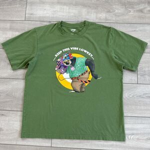 Disney's Zootopia x Uniqlo Men's Green Graphic Tee with cartoon character, Large